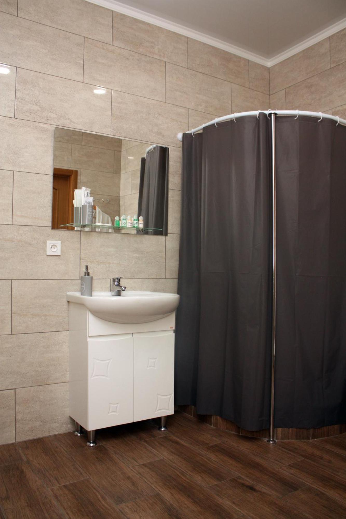 Centralny Hotel Кривой Рог Экстерьер фото